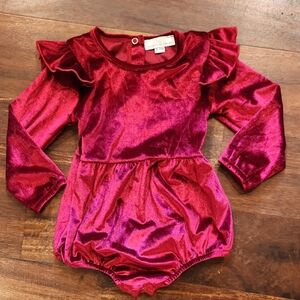 ❤️Red Velvet Long Sleeve,18-24m Baby Romper